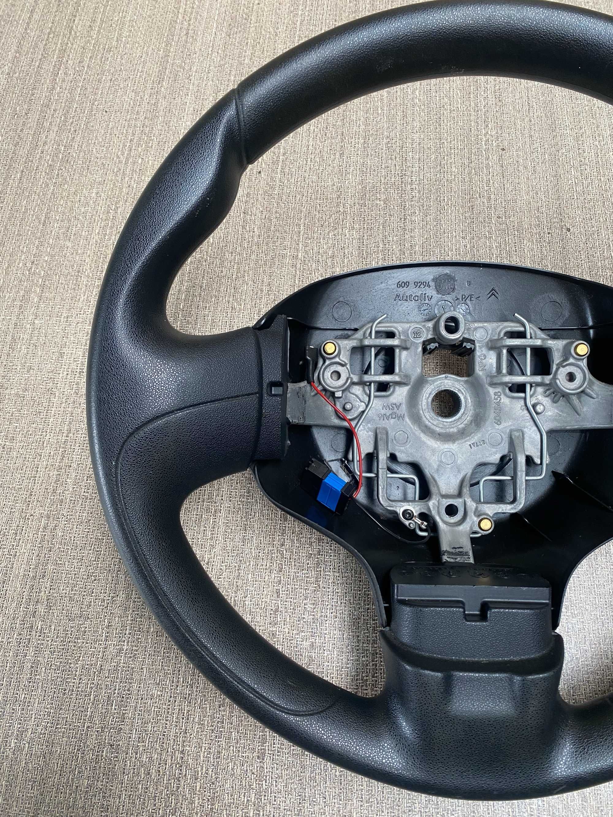 Kierownica citroen c3 picasso lift