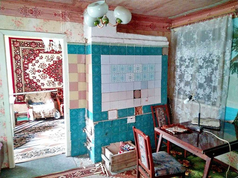 Продам жилий будинок з хозпобудовами та окремою банею в с.Ніжиловичі