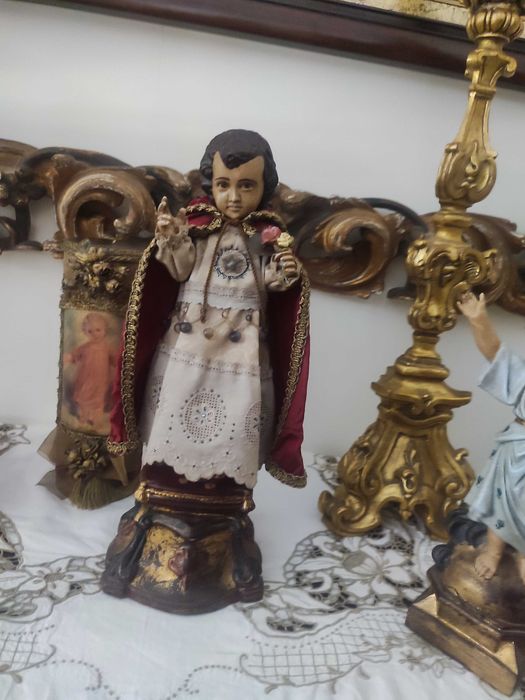 Menino Jesus vestido. Lindíssima peça de arte sacra