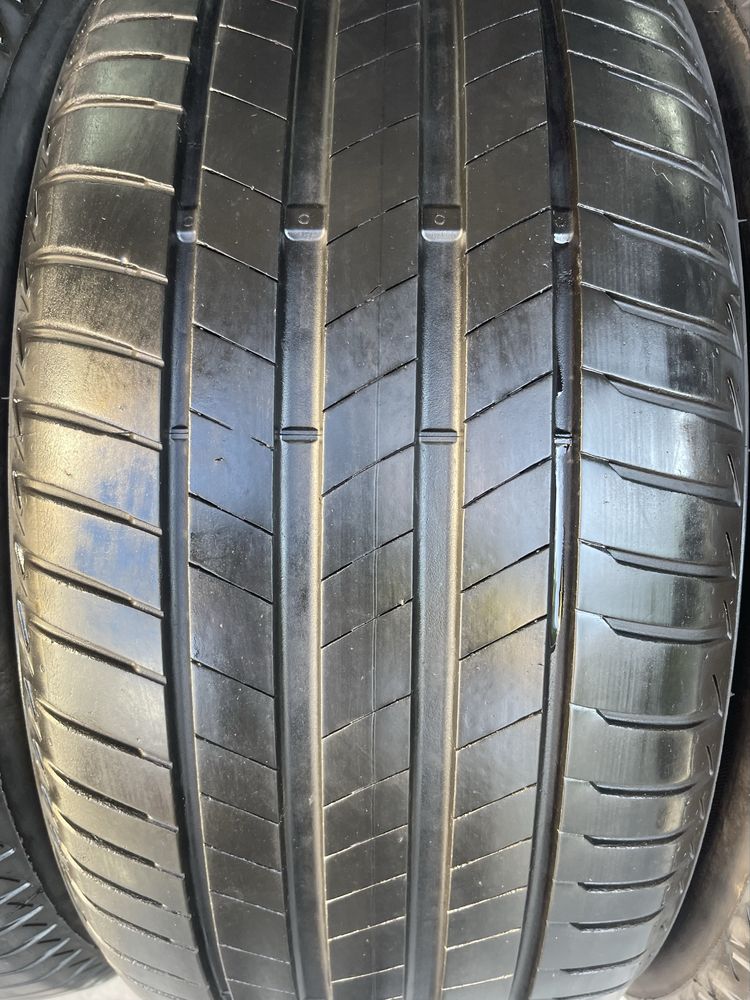 Шини літні R18 245 45 Bridgestone T005 Склад Осокорки
