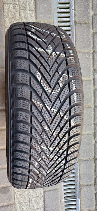 PIRELLI 205/55R16 91H , pojedyńcza opona zimowa.