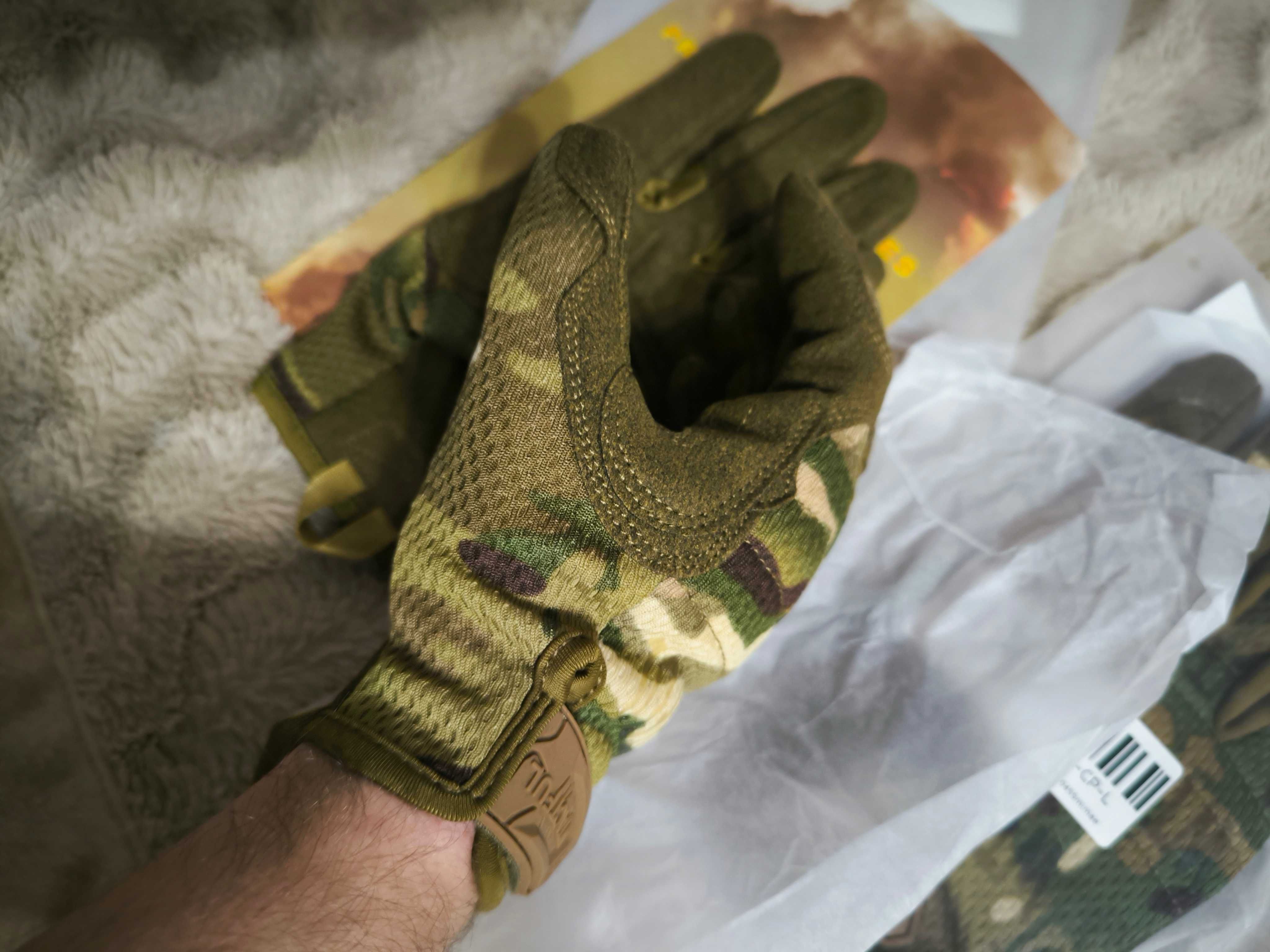 З колекції нові тактичні рукавиці кольору мультикам від фірми WTACTFUL