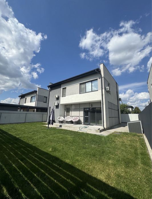 Оренда стильного двоповерхового будинку в с . Гатне с. Гатное