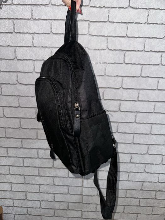 Рюкзак  чорний.