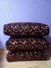 Декоративні подушки на диван