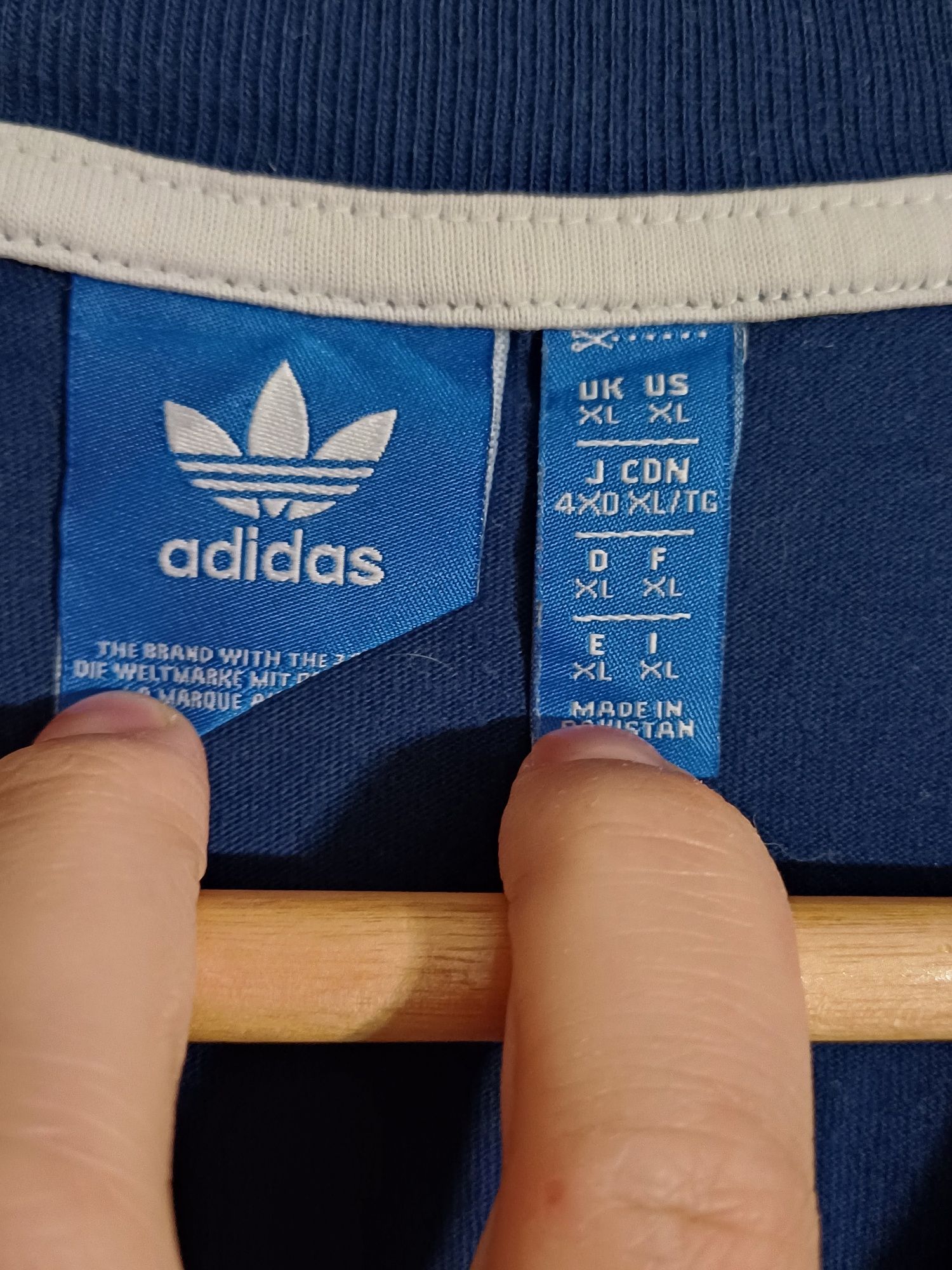 Мужская футболка от Adidas с лампасами L XL