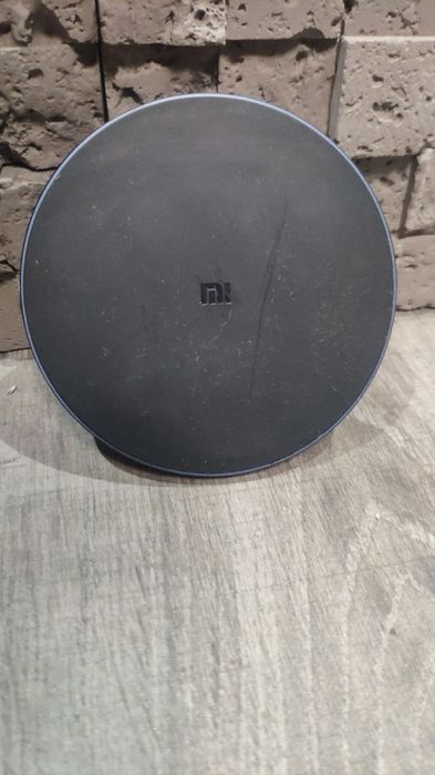 Беспроводное зарядное устроиство Xiaomi WPC01ZM "5V-2.0A/9V-1.6A