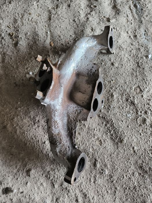 Коллектор резонатор Заз 1102 Таврия Славута