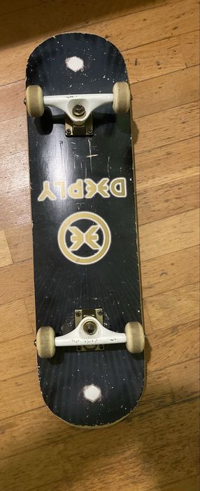 Skate em madeira utilizado algumas vezez