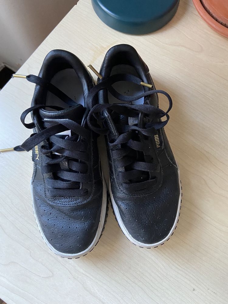 Tenis pretos PUMA