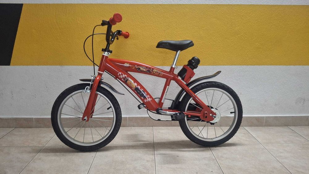 Bicicleta infantil Cars - 16 Polegadas
