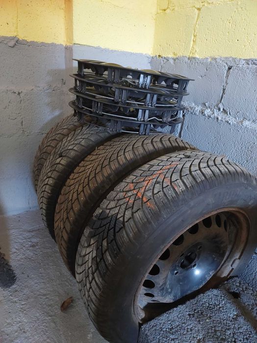 Sprzedam opony Bridgestone 185/65/R15 z felgami i kołpakami