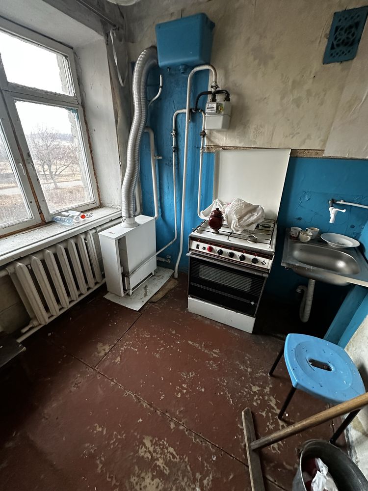 Продам 1-но кімнатну квартиру в м. Лозова