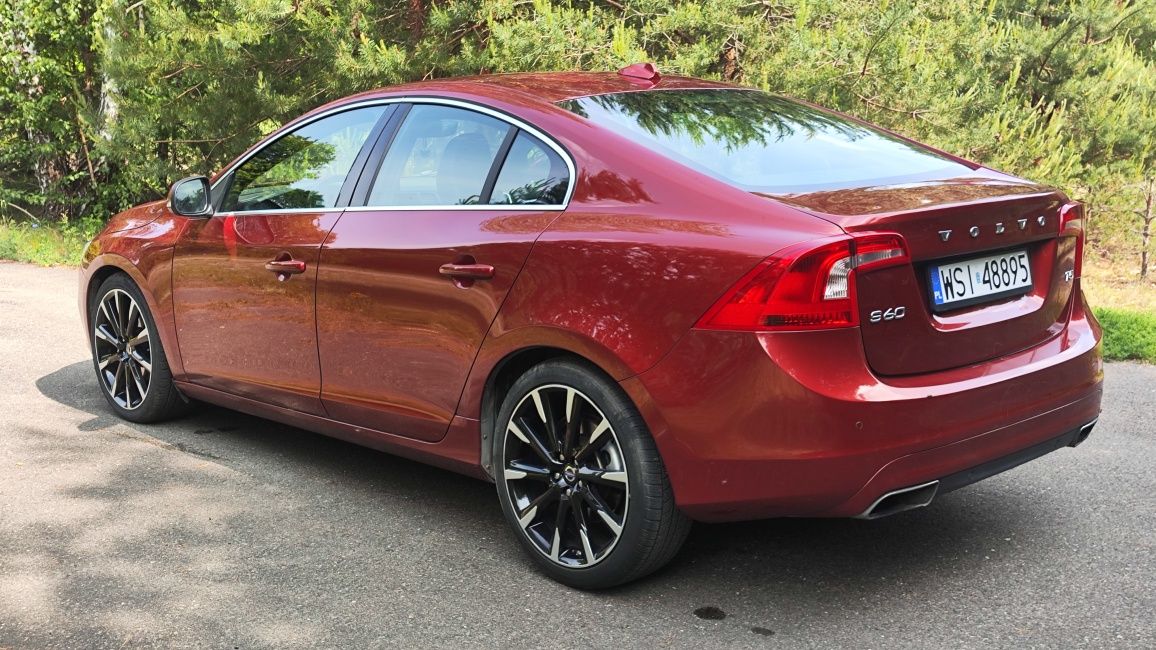 Volvo S60 II T5 wnętrze Rdesign