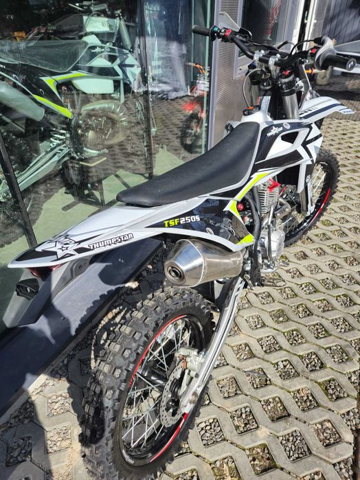 ThumpStar TSF 250s 4T Nowość Enduro / Cross model My25