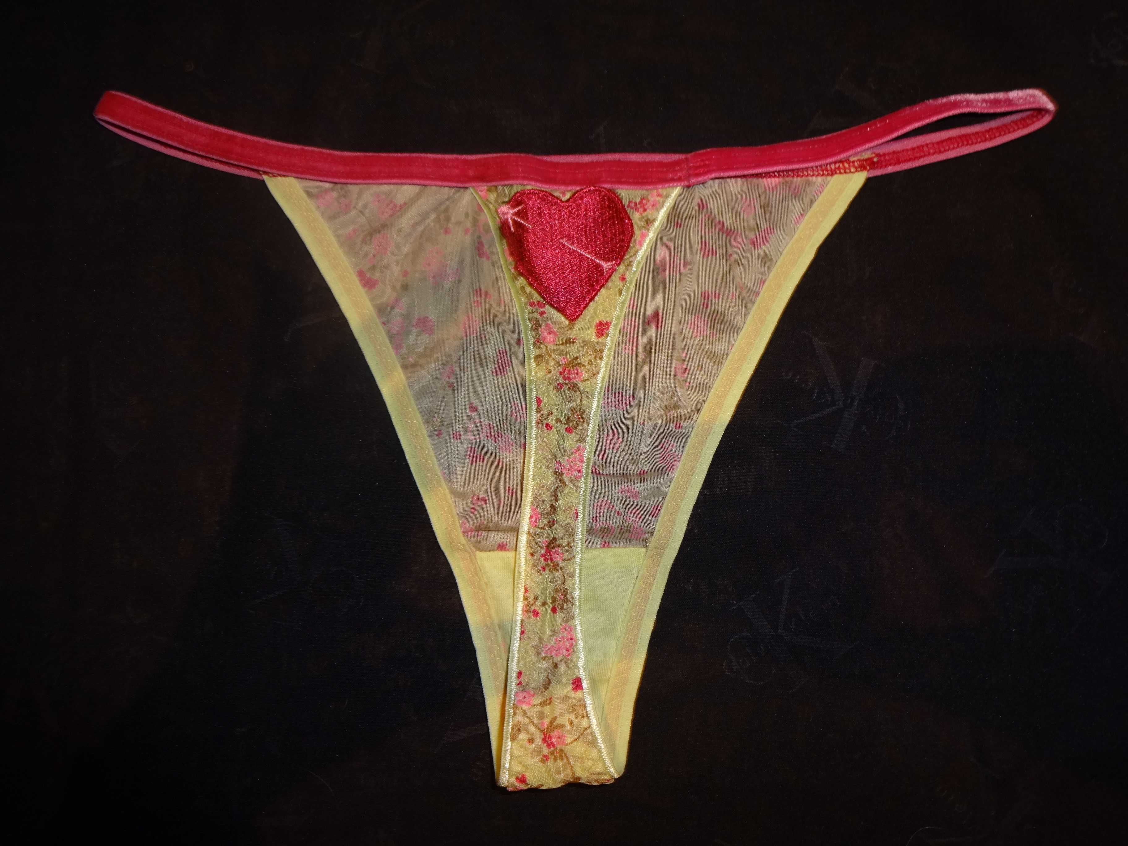 FREYA oryginalne nowe stringi serce OKAZJA medium M