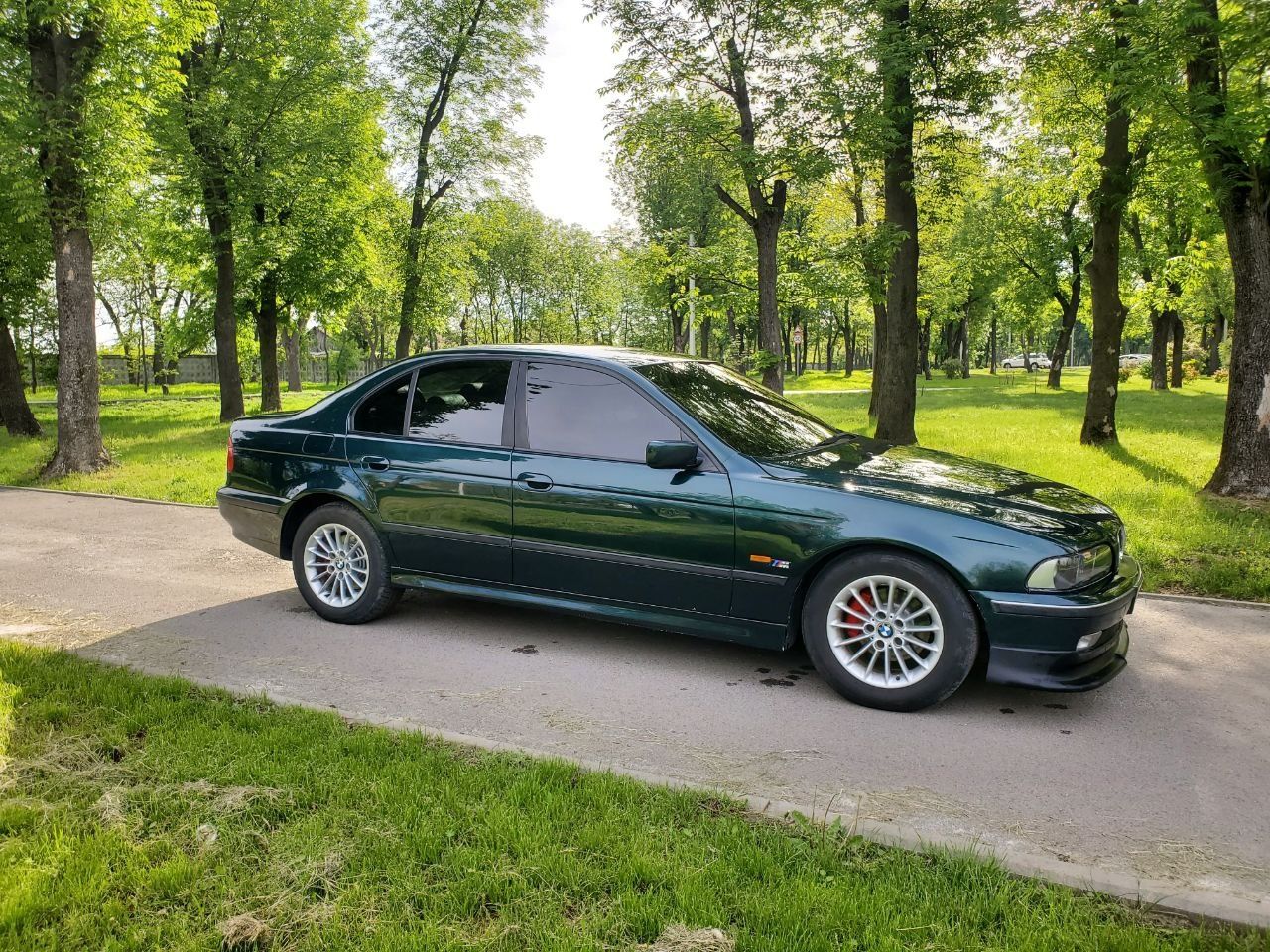 Продам BMW 5 series E39