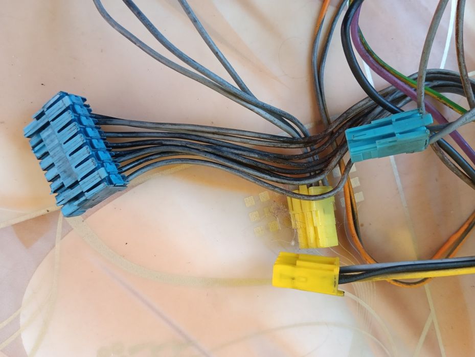 Клеммные колодки от стиральной машины SIEMENS 6143