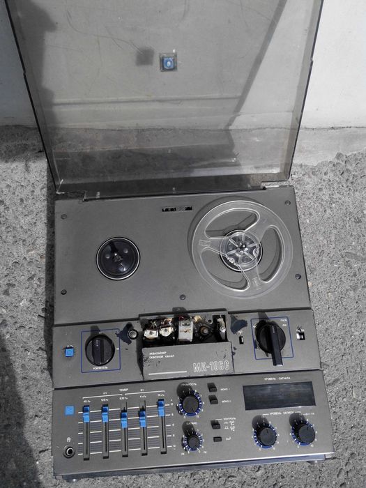 Продам бабинный магнитофон