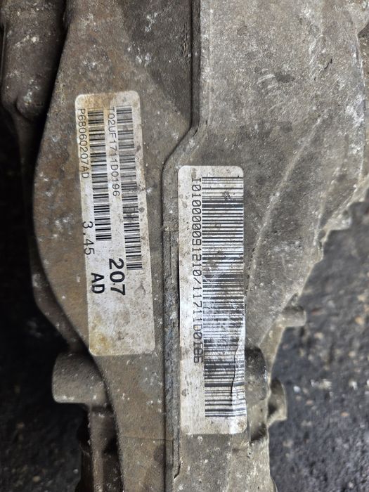 JEEP GRAND CHEROKEE WK2 dyfer most przód 3.45