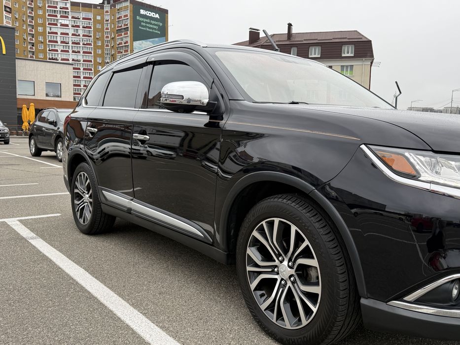 Продам сімейне авто