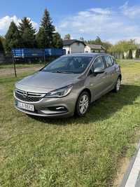 Samochód Opel Astra K