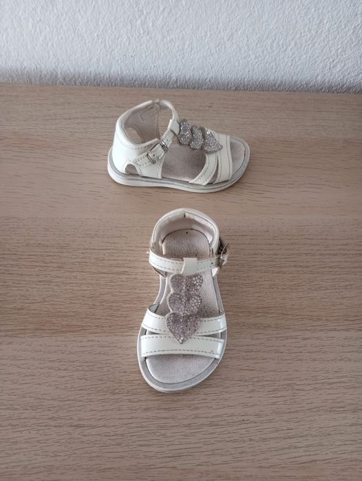 Sandálias Tamanho 20