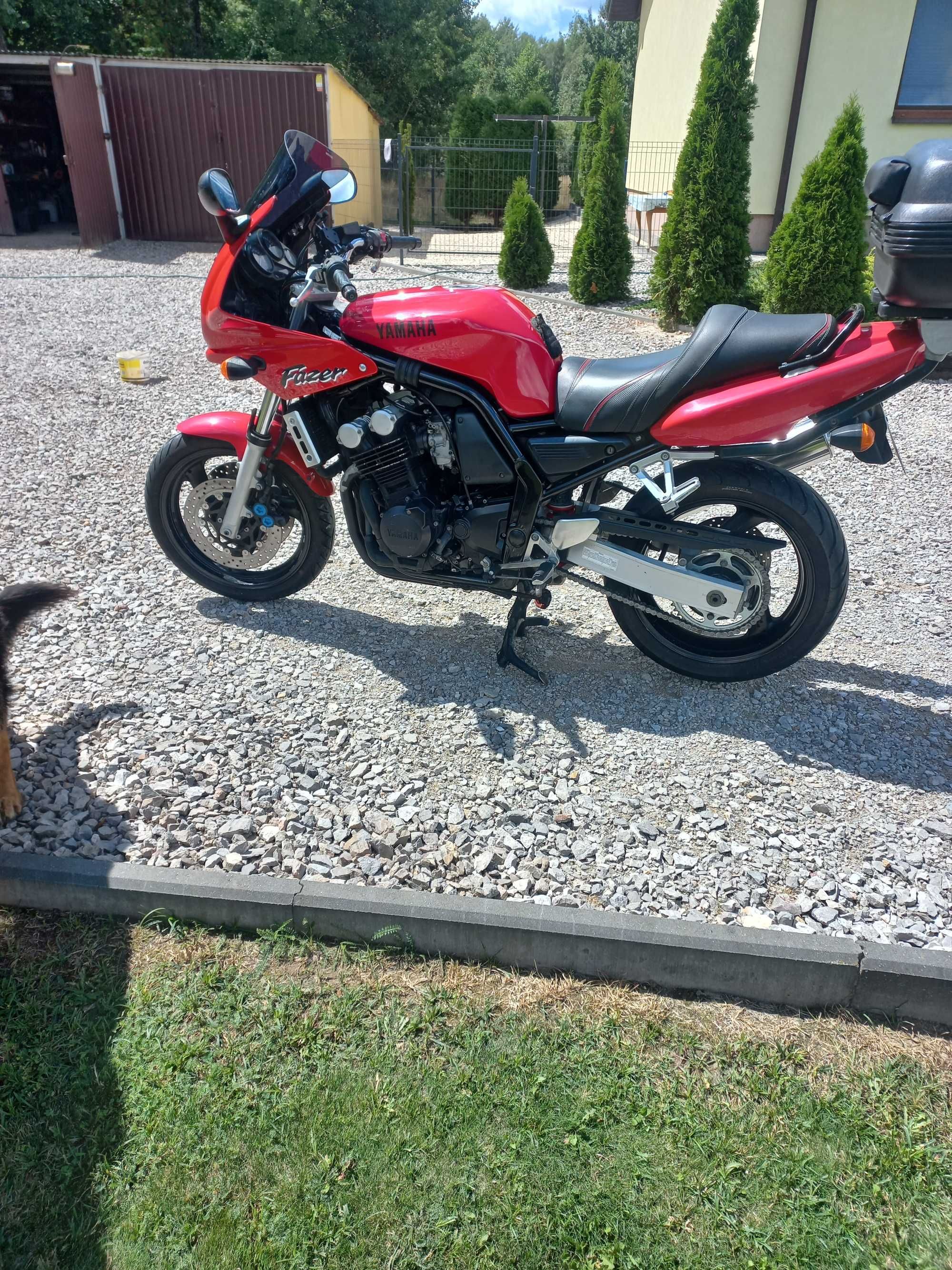 Yamaha Fazer 600