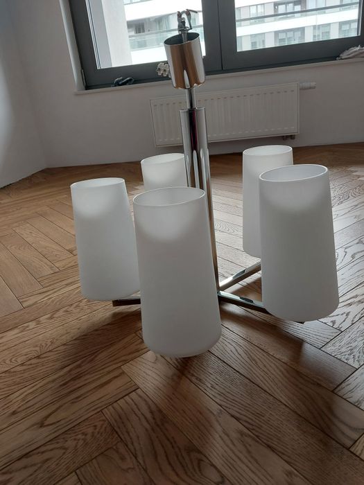 Camelot 2053 - nowoczesny żyrandol z pięcioma kloszami