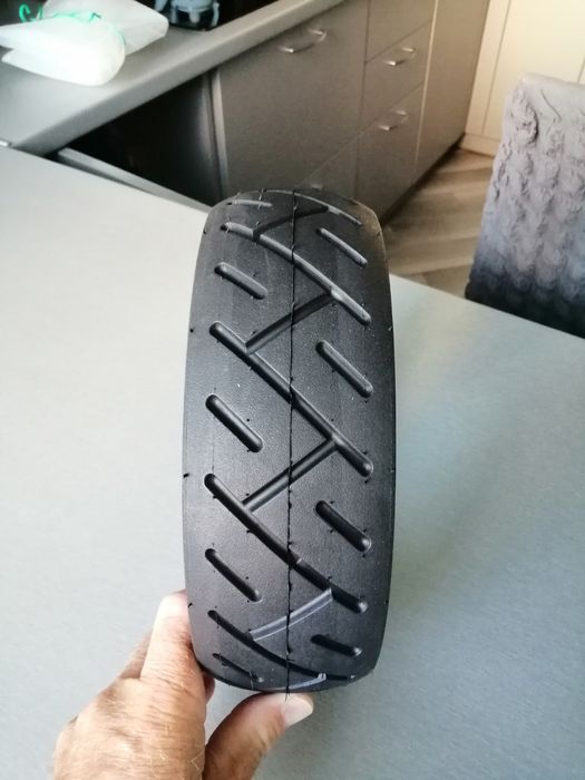 Покрышка 250 х 64 для электросамоката Xiaomi 4 ultra