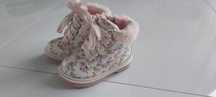 Buty zimowe dla dziewczynki R. 21 STAN IDEALNY!