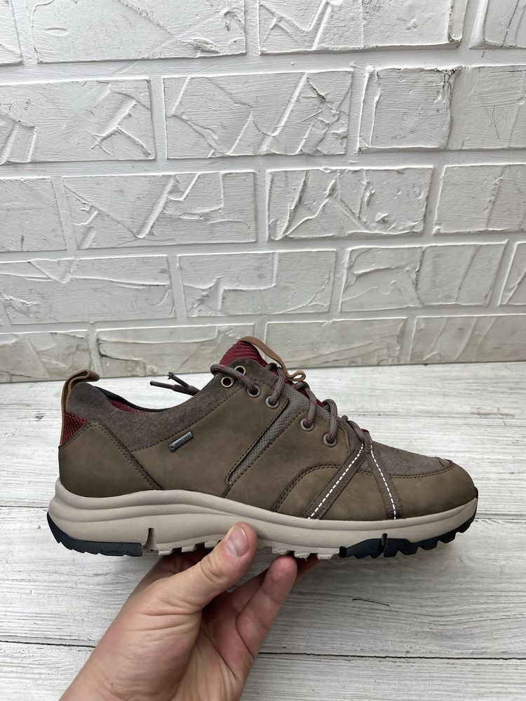 кроссовки clarks gore-tex