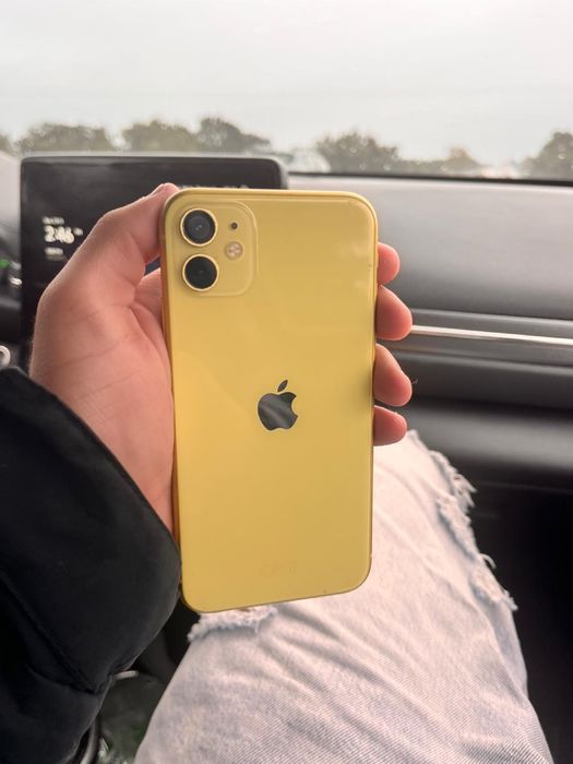 Iphone 11 128gb esta usado