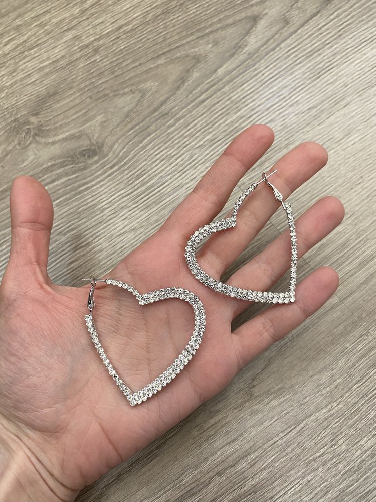 Сережки серьги сердечка серця сердечки великі срібні масивні y2k бімбо