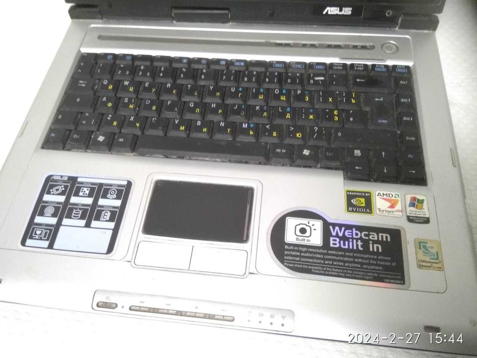 Ноутбук на запчасти  Asus z92t...