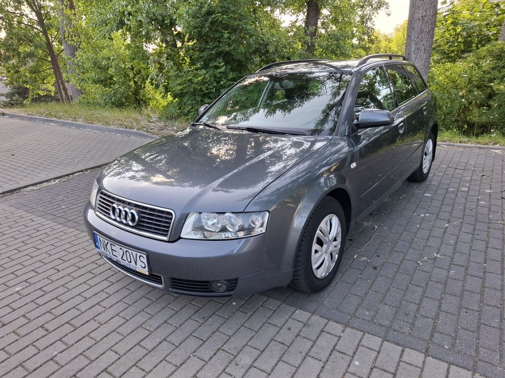 Audi A4 B6 1.6 Mpi Kombi Ładny Stan