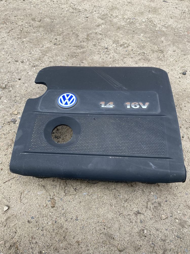 VW golf 4 lV oslona pokrywa silnika