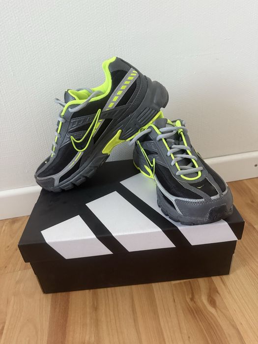 Продаю кросівки nike 38 розмір