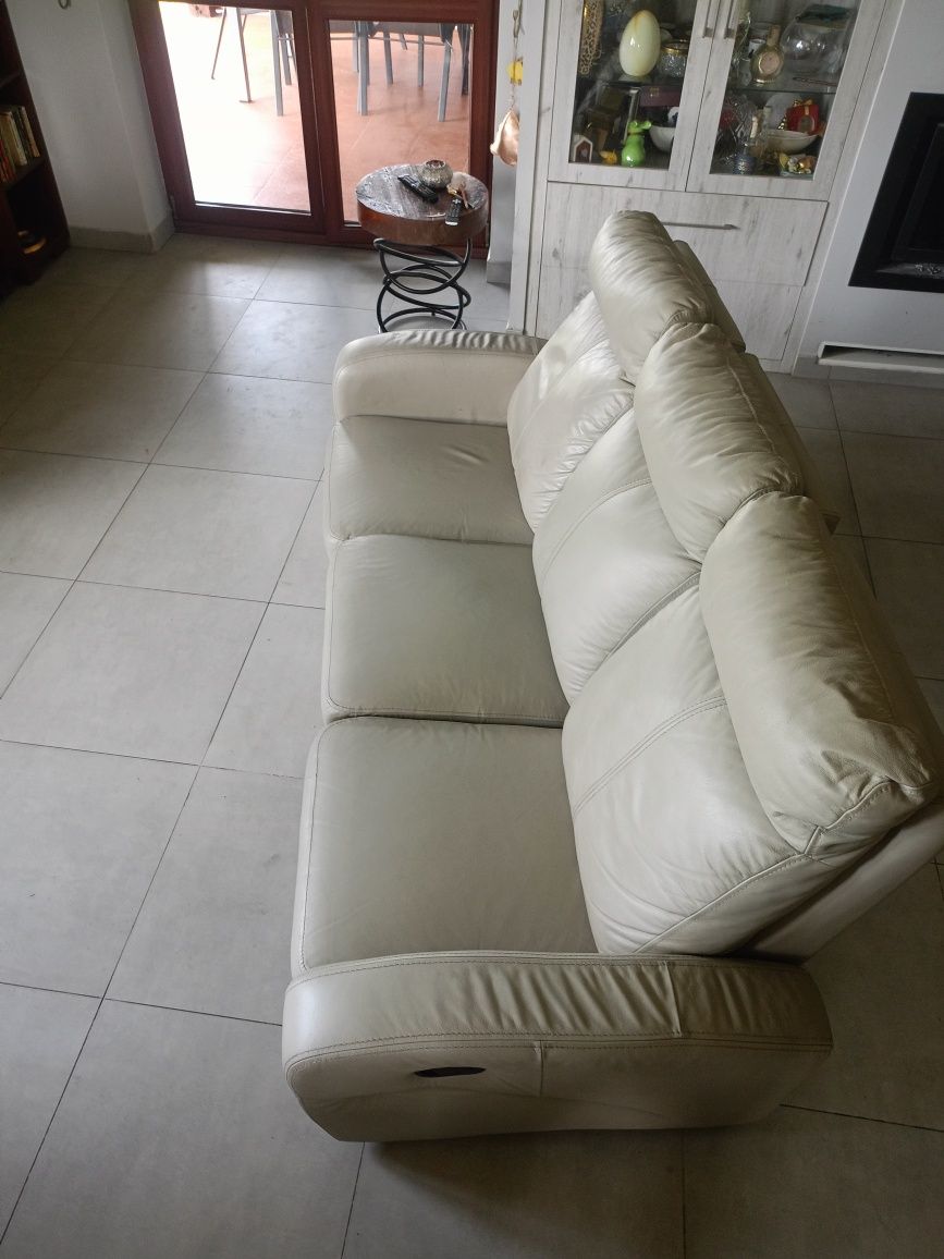 Skórzana sofa (funkcja relax)