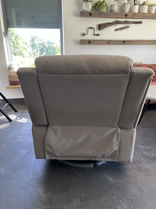 Fotel Kaverno solo z funkcją relax , stan idealny