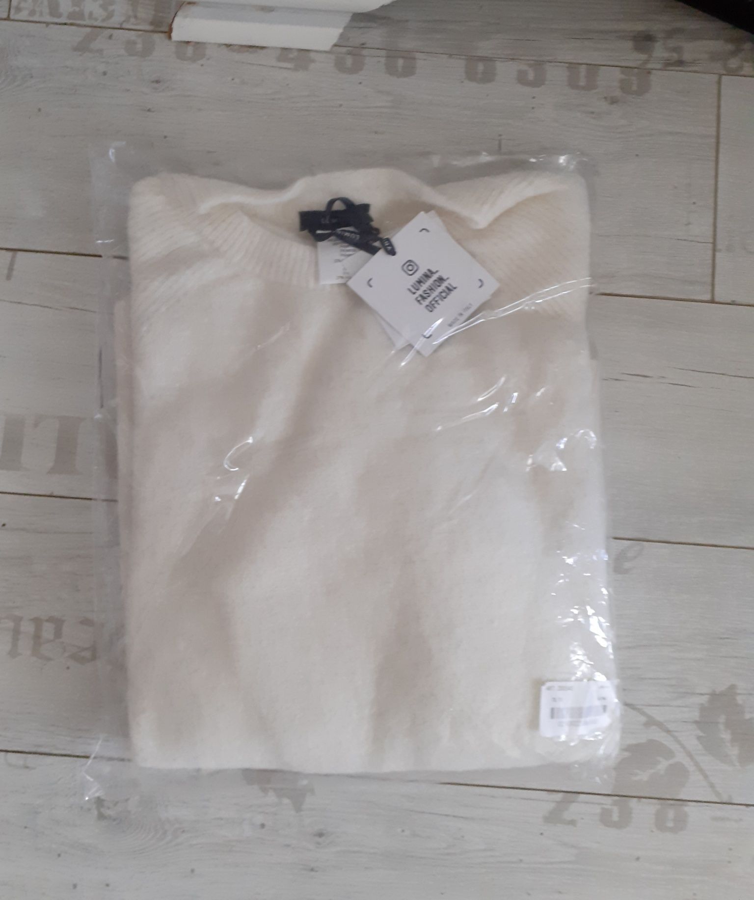 Sweter lekki 27% alpaka Lumina rozm uniwersalny