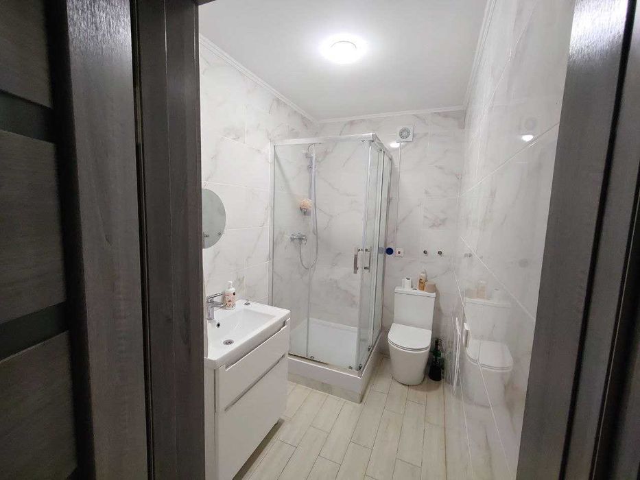 Готовий бізнес Буковель Будинок в Микуличин з басейном і сауною