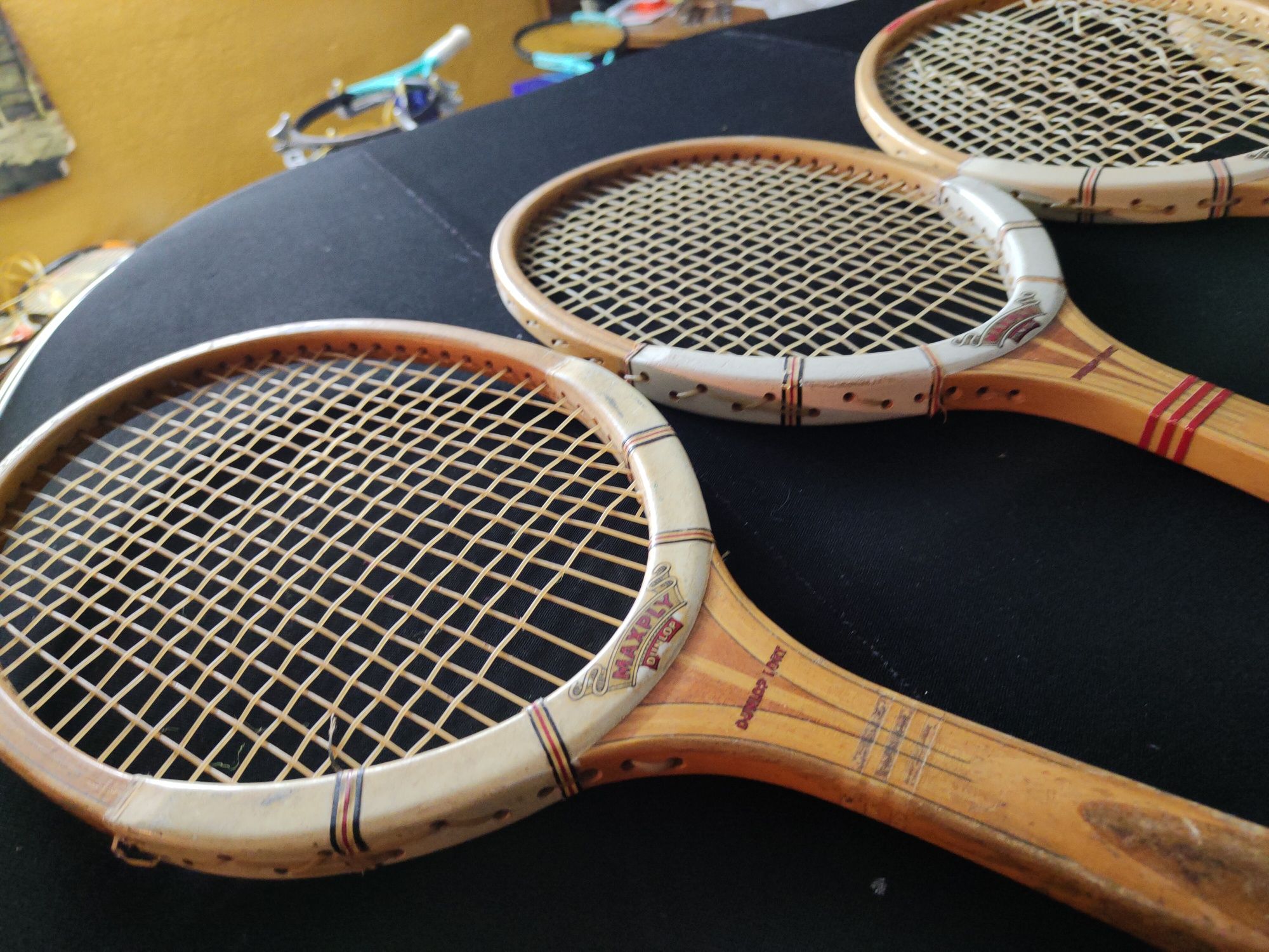 4 Rakiety tenisowe Dunlop Maxply