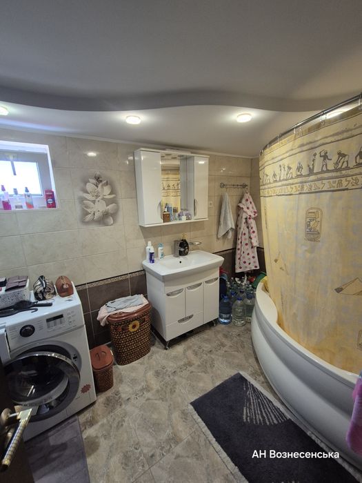 Будинок в районі автовокзалу