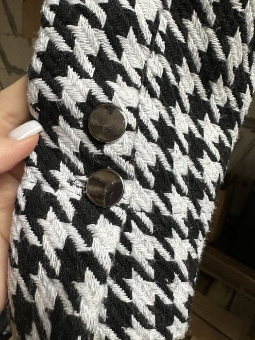 Твідовий костюм reserved