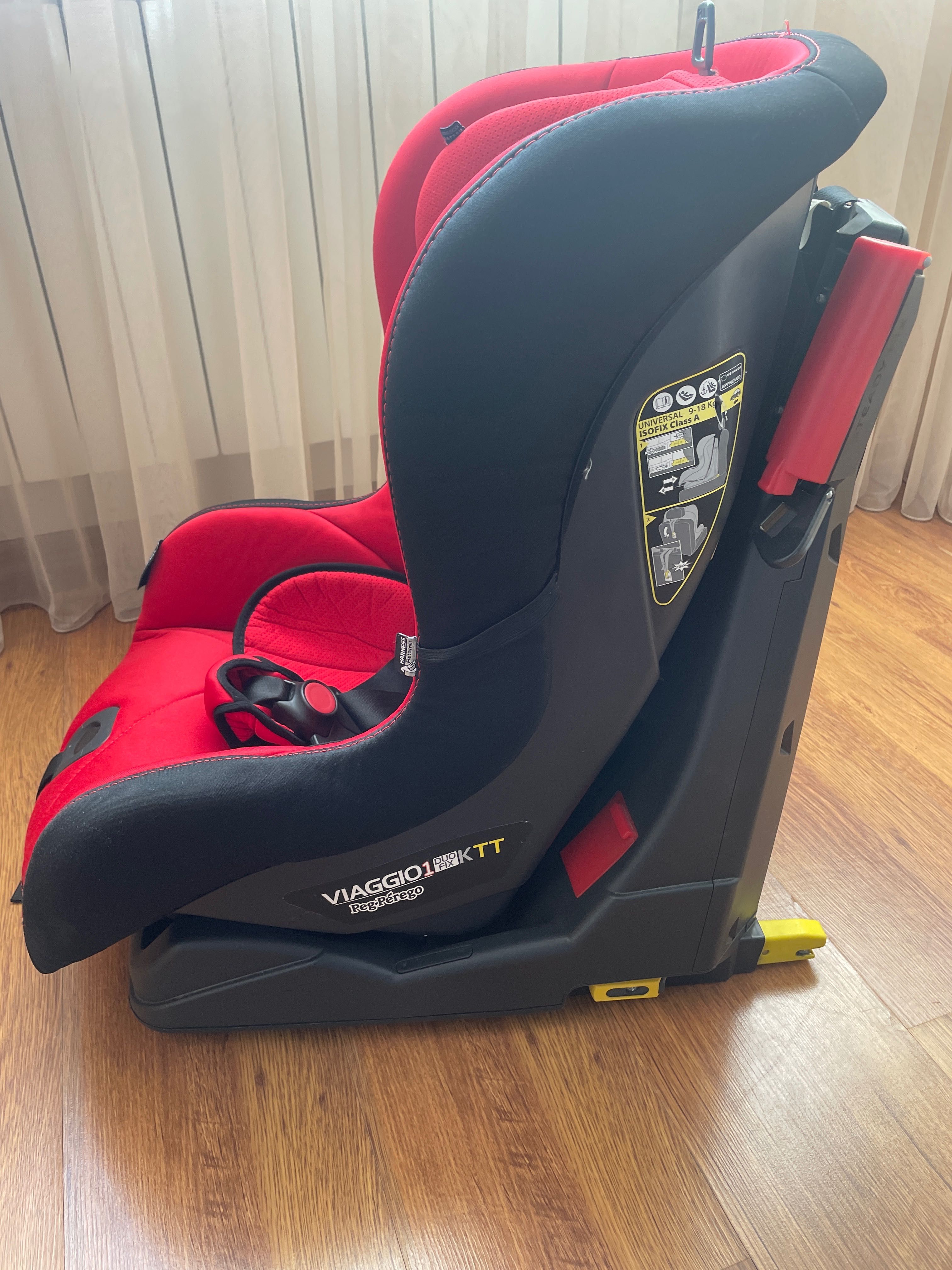 Автокресло Peg-Perego Viaggio 1 Duo-Fix K Rouge, червоно-чорне