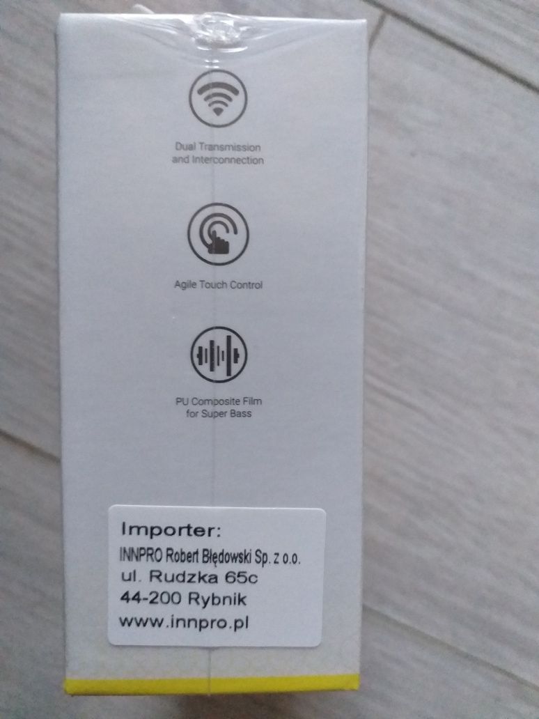 Czarne słuchawki bezprzewodowe True Wireless Baseus Encok WM01