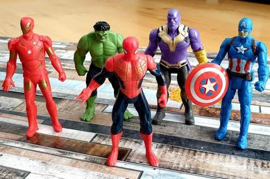 Zestaw figurek z świata Avengers - zestaw 5 figurek