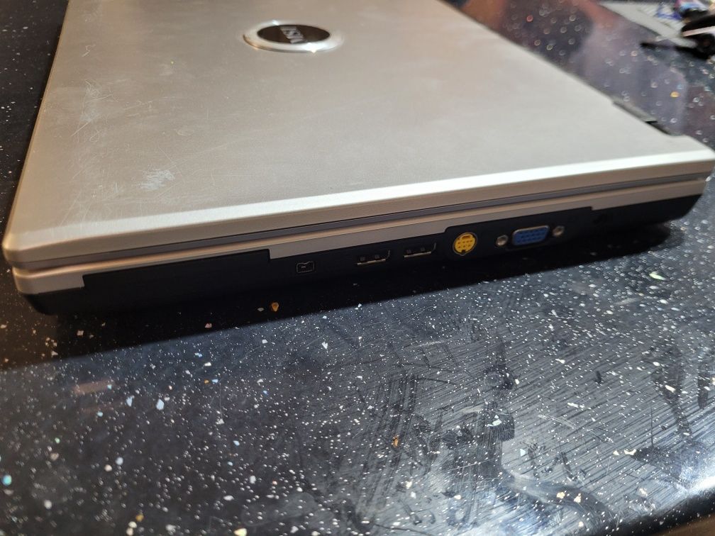 Laptop MSI ms 6833b