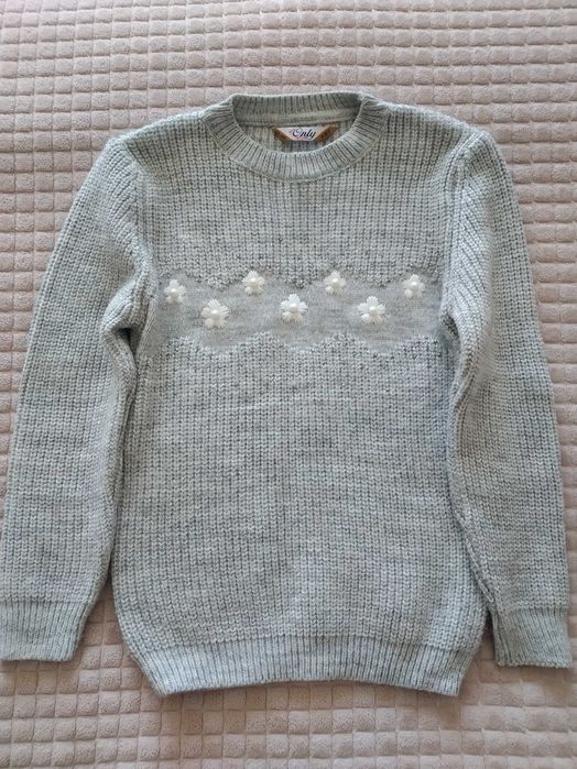 Светр,кофта для дівчинки 9-10 років